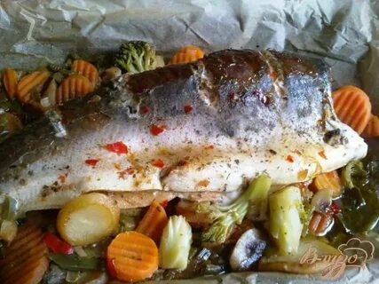 Кижуч в духовке с овощами