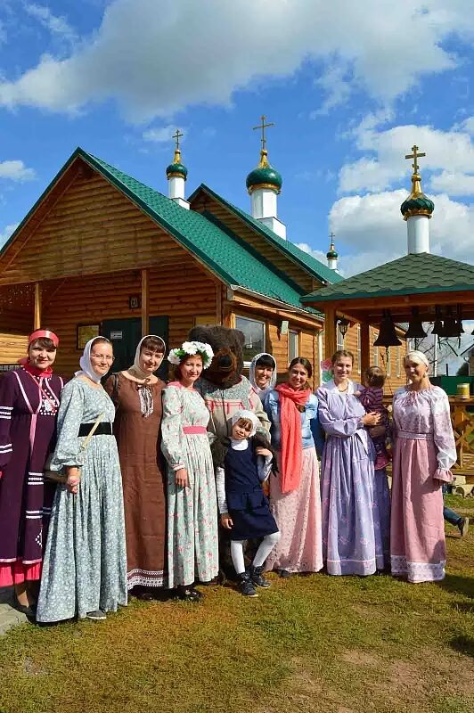 Школа 23 старокамышинск. Храм петра и февронии в поворино. Старокамышинск челябинская область. Церковь в старокамышинске копейск. Поселок старокамышинск.