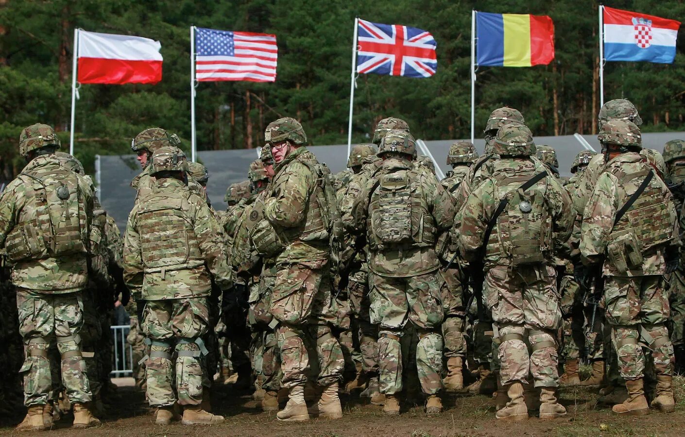 Войска румынии и польши. Учения нато в польше. Войска румынии и польши. Войска сша в польше. Вс румынии.