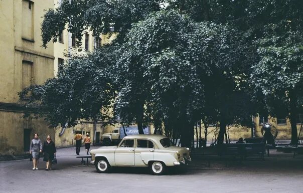 Рок вышел из подполья". Рубинштейна, 13 и другие культовые места