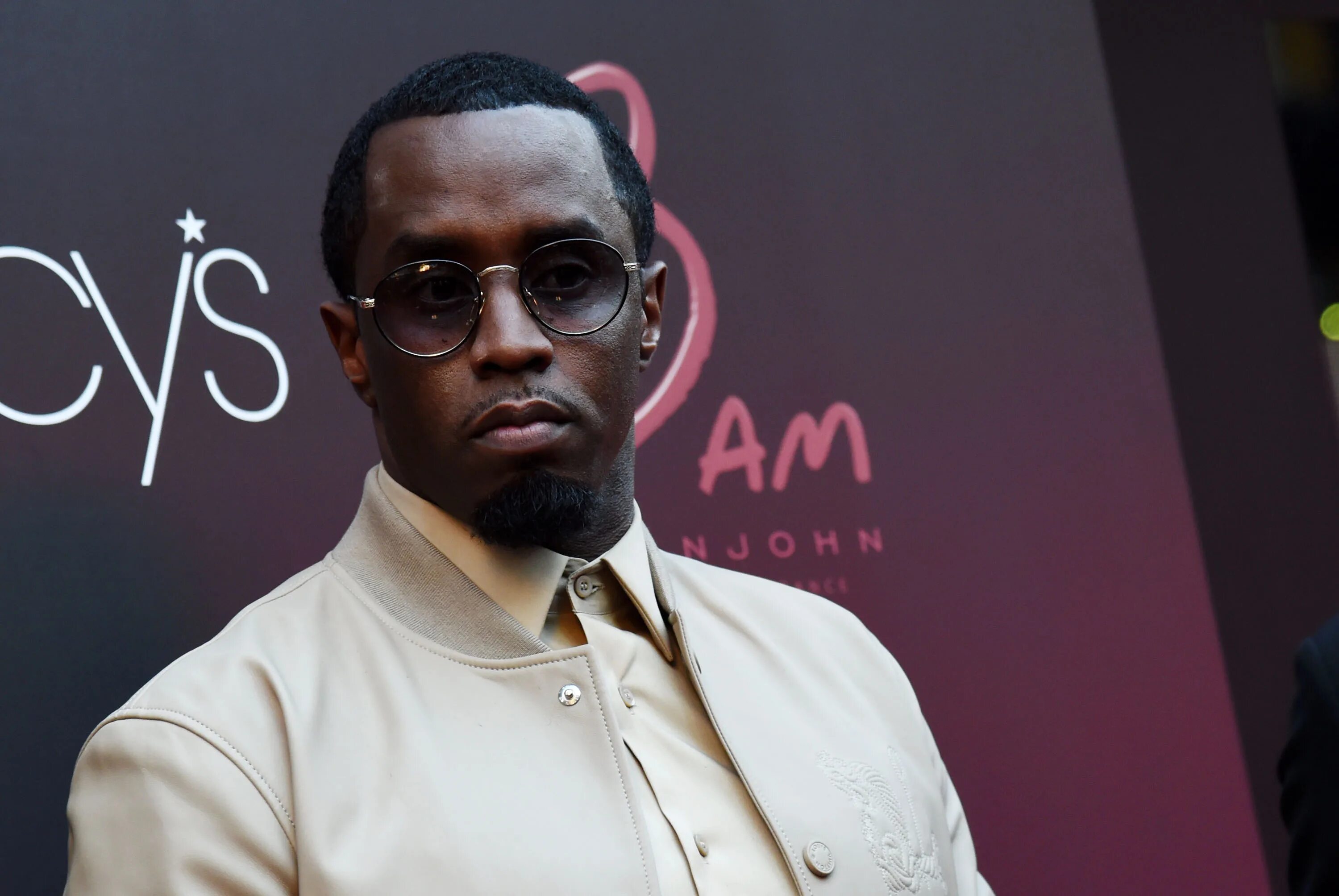 P daddy. Шон ’пи Дидди’ Комбс. Пафф Дэдди. Sean "Diddy" Combs. Пафф Дэдди рэпер фото.