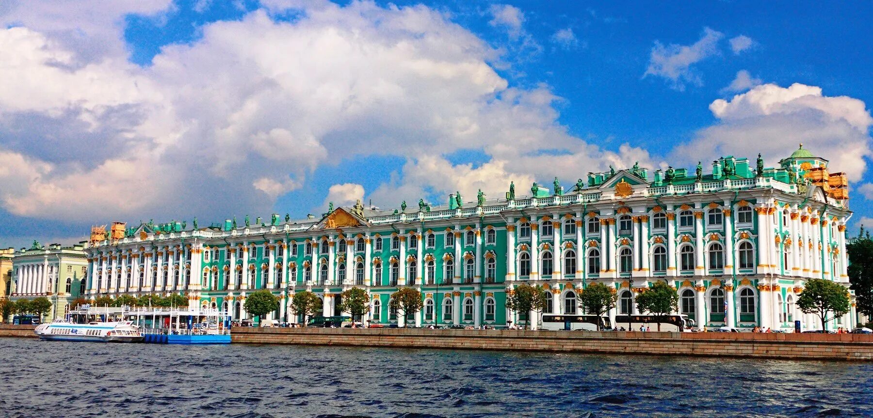 Достопримечательности санкт петербурга зимний дворец. Санкт-петербург эрмитаж зимний дворец. эрмитаж зимний дворец. ансамбль зимнего дворца в санкт-петербурге. эрмитаж здание зимний дворец.