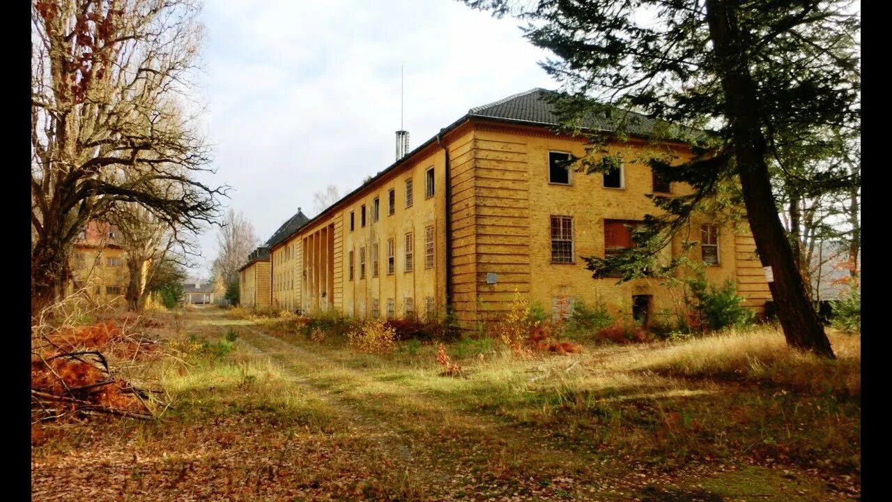 Гсвг альтес лагерь. Гсвг альтес лагерь. Гсвг альтес лагерь. Альтес лагерь германия военный городок. Гсвг альтес лагерь.