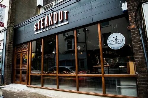Steak house октябрьская ул 16 фото А̲р̲е̲н̲д̲а̲ р̲е̲с̲т̲о̲р̲а̲н̲а̲ н̲а̲ с̲в̲а̲д̲ь̲б̲у̲ в Краснодаре Снять свадебный ресторан недорого