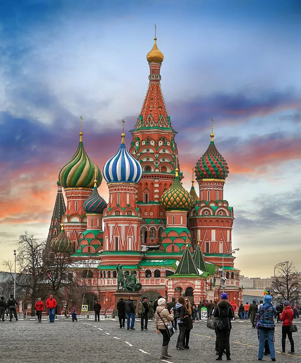 Как называется храм на красной площади. Храм василия блаженного москва. храмивасилия блаженного. храм василмя блаженног. храмхрам василия блаженного.