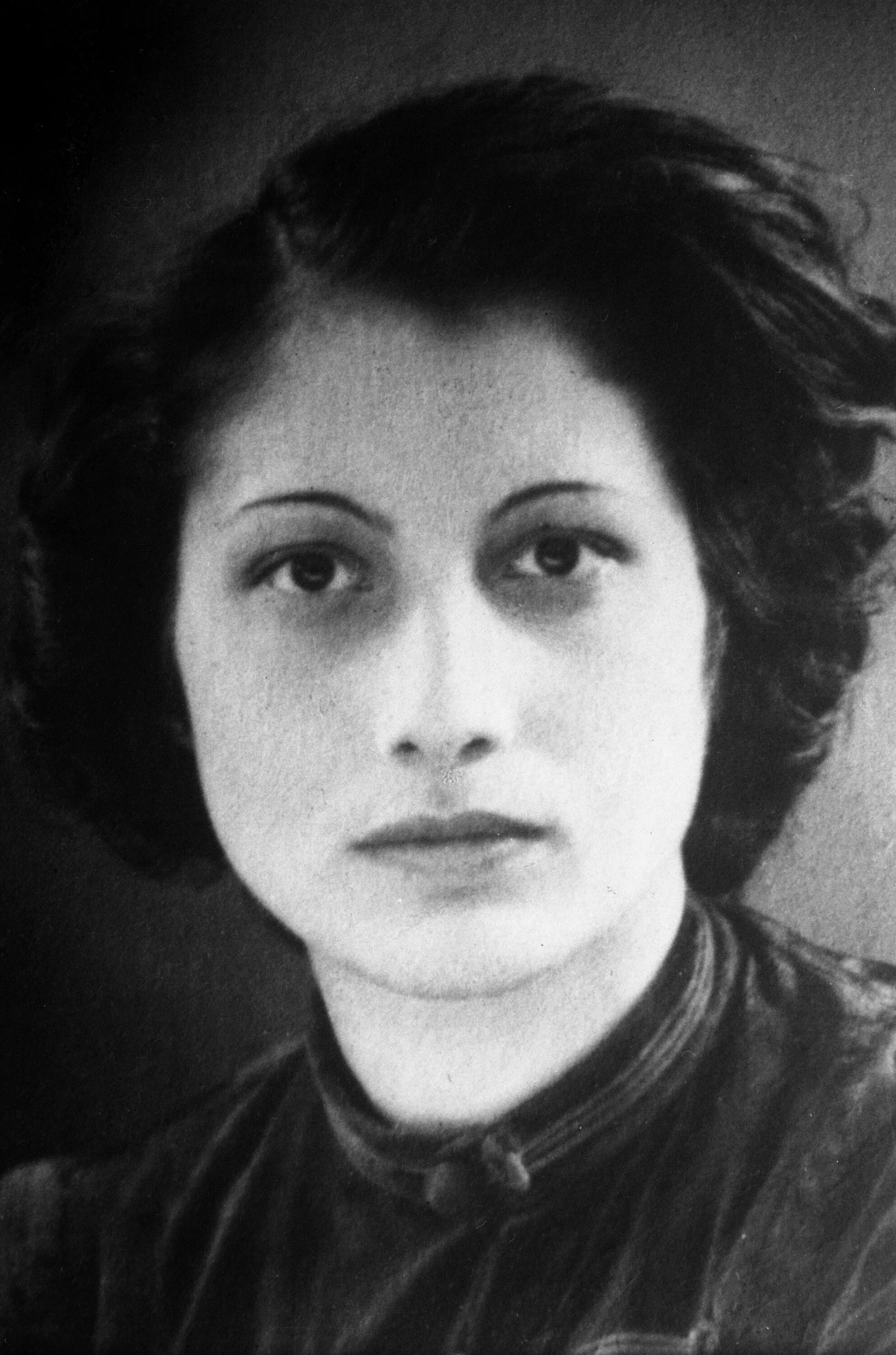 Инаят. Хан нур. Нур инайят хан википедия. Хан нур. Хан нур.