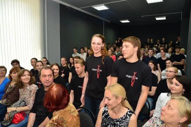 Сайт саратовского театрального училища, выпускники. Сайт саратовского театрального института. Саратовский театральный институт. Саратовский театральный институт. Сайт саратовского театрального института.