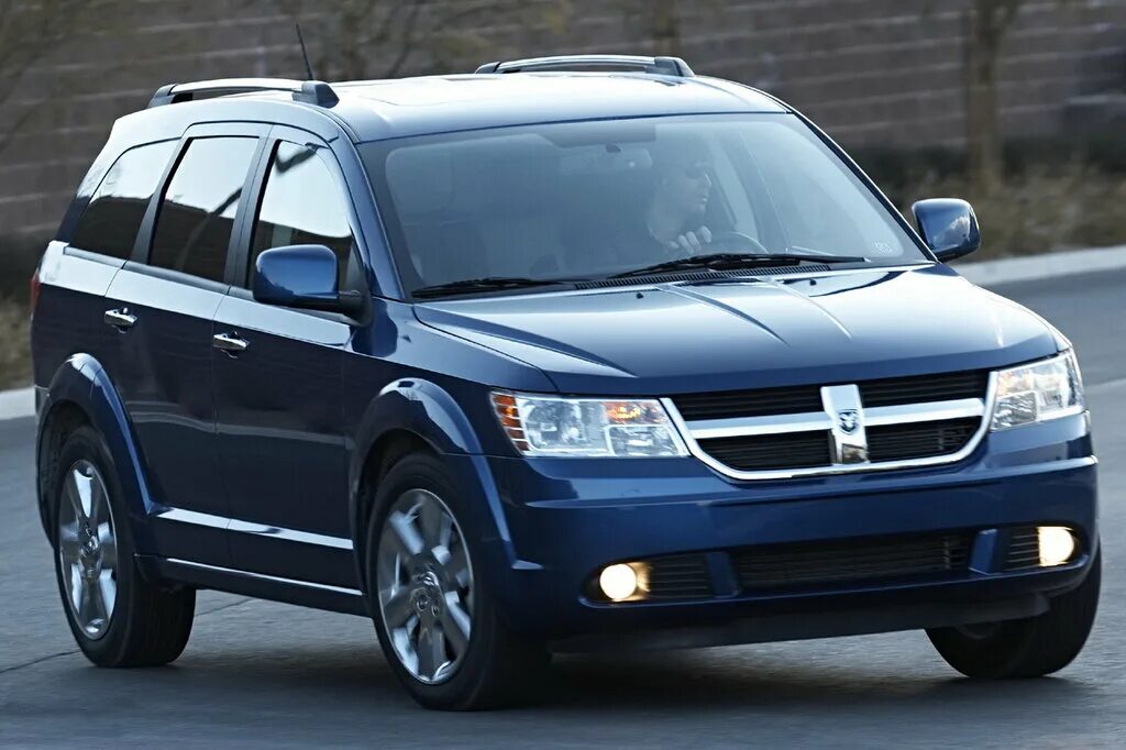 Dodge journey 2008. Джорней машина. Додж джорни 2008г. Машина додж джорни. Додж джорни 2010.