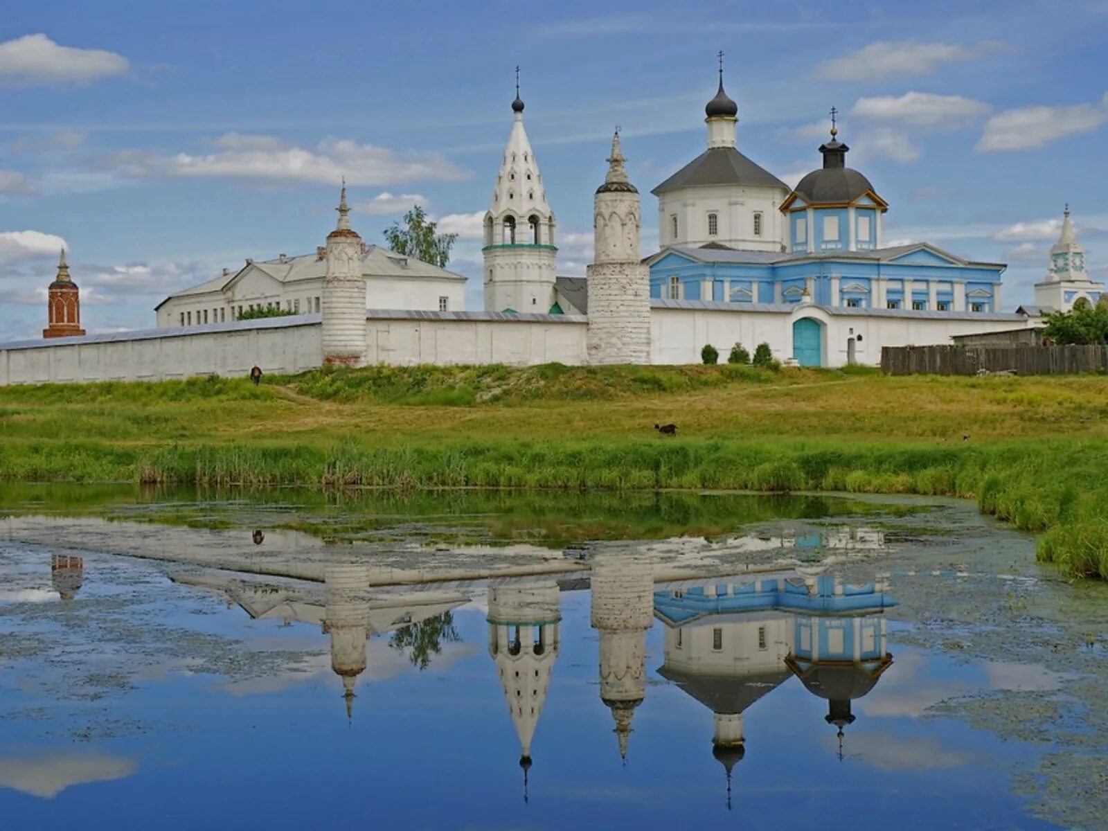 Святыни коломенского. Бобренев монастырь Коломна. Богородице-Рождественский Бобренев монастырь. Старое Бобренево Бобренев монастырь Коломна. Богородице Рождественский бобренёв монастырь" в Коломне..