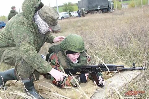 Вести военную подготовку