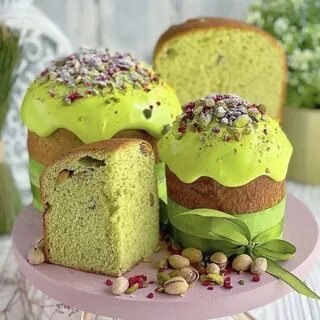 Кулич с белым шоколадом и фисташковым кремом