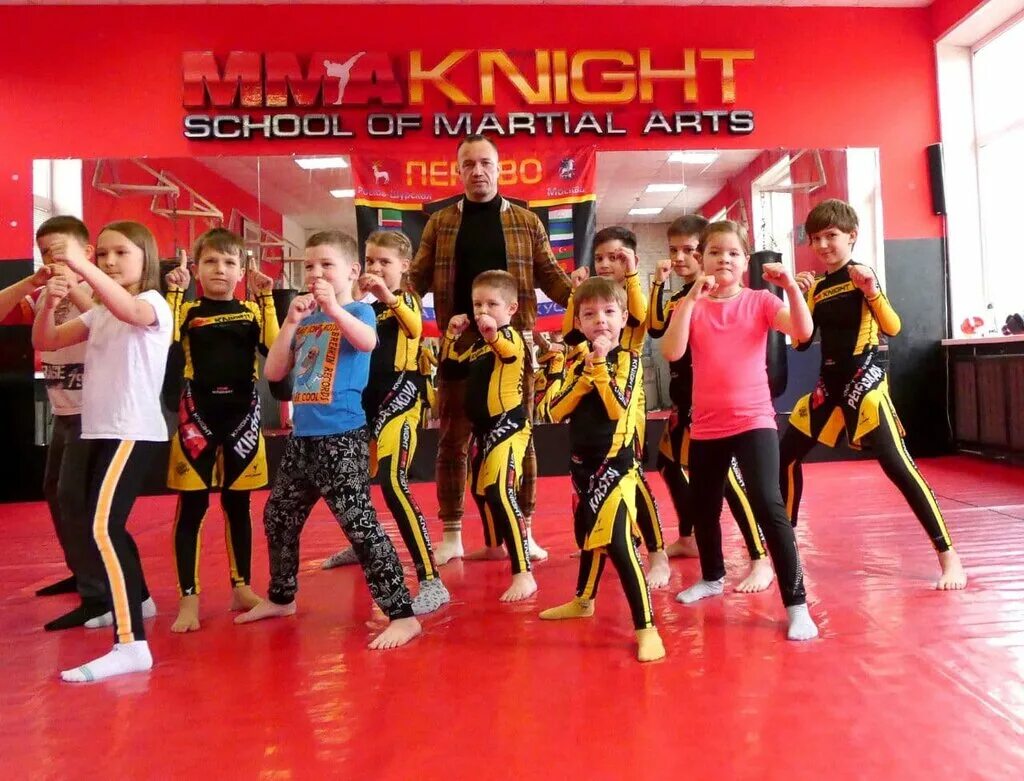 витязь спб джона рида. клуб витязь москва. клуб витязь москва. спортивный клуб витязь. школа боевых единоборств витязь.