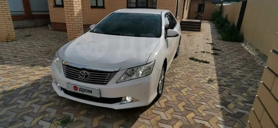 Toyota Camry 3.5 2013. Тойота Камри 3.5 50 кузов. Toyota Camry 50 белая. Тойота Камри 3.5 белая. Авито камри краснодарский край