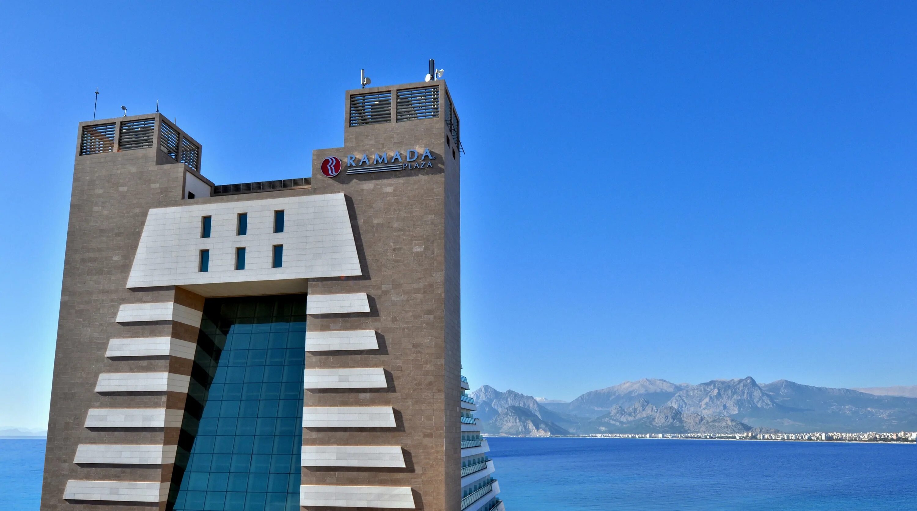 Ramada antalya 5. Рамада Плаза Анталия. Ramada Plaza Antalya 5 Анталья Анталья. Рамада Плаза Анталия Турции. Ramada Plaza Анталия 5.