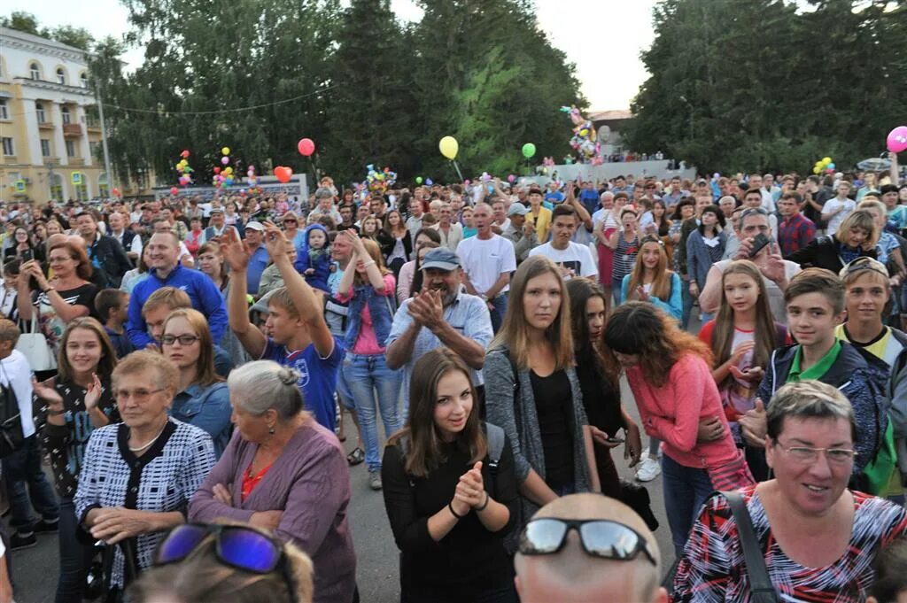 Новости жигулевска вконтакте. Фоторепортаж на день города Жигулевска. День города Жигулевск 2023. Знаменитости в городе Жигулевск. Блогеры в городе Жигулевск.