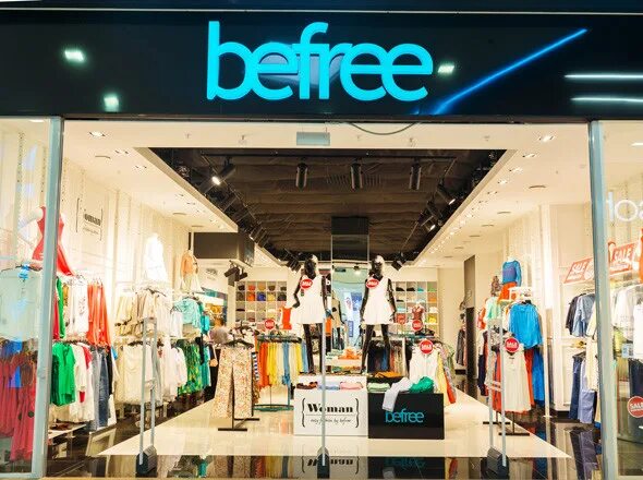 Befree бренд одежды. Бифри магазин. befree бренд. бифри вывеска. befree одежда.