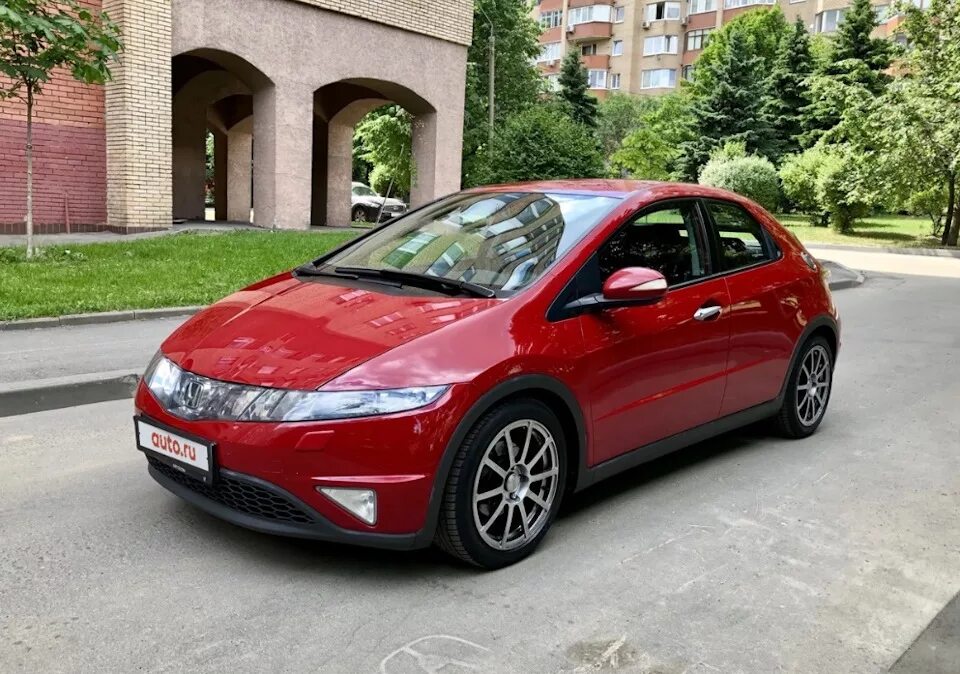 Цивик 8 хэтчбек. Honda Civic 5d хэтчбек. Honda Civic 8 хэтчбек красный. Honda Civic 5d красная. Honda Civic 5d 2007.