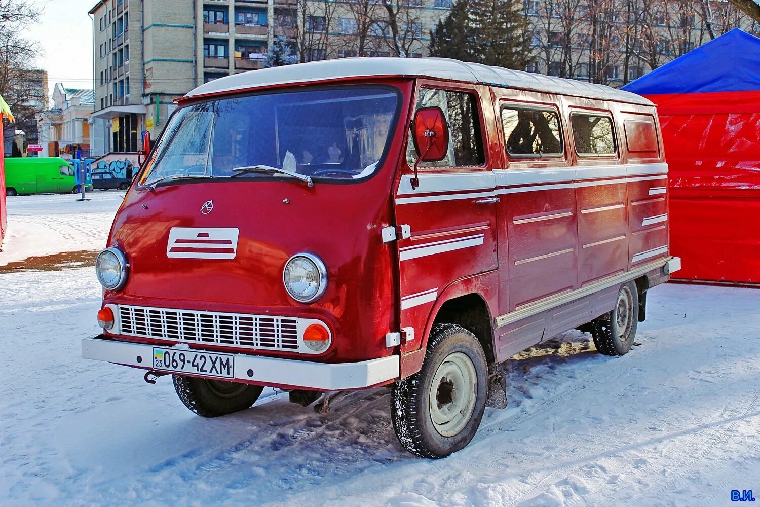 Ераз 672б. Ераз микроавтобус 3730. Ереванский автомобильный завод. Автомобиль ераз 762. Ераз 3730 в армении.