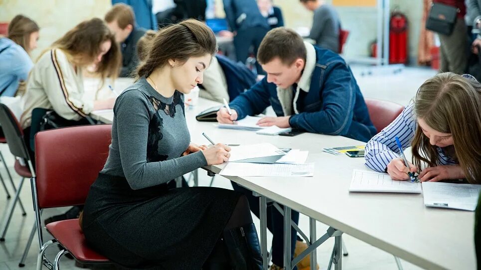 Вакансии дня в орле