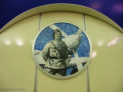 Файл:Санкт-Петербург Комендантский проспект Медальоны 15.jpg - Энциклопедия наше