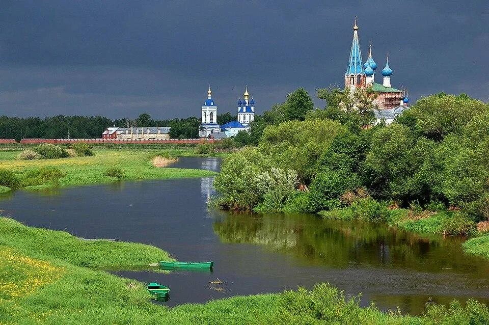 Над родной страной. Дунилово Тихвинский монастырь. Русские просторы Рязань. Красоты России. Красивая Россия.