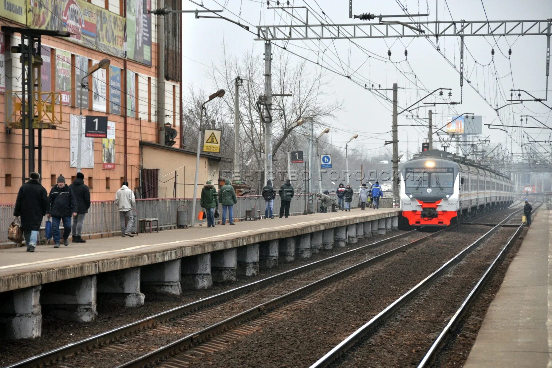 Лианозово савеловский электрички