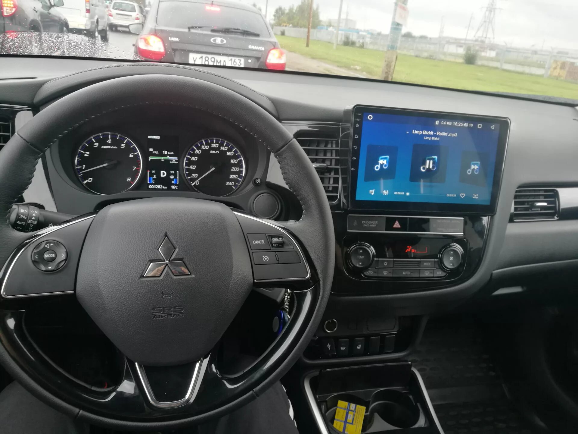 Mitsubishi outlander android. Мультимедиа для Митсубиси Аутлендер 2016. Мультимедиа Митсубиси Аутлендер 3. Мультимедийная система Mitsubishi Outlander 2018. Мультимедиа для Mitsubishi Outlander 3.