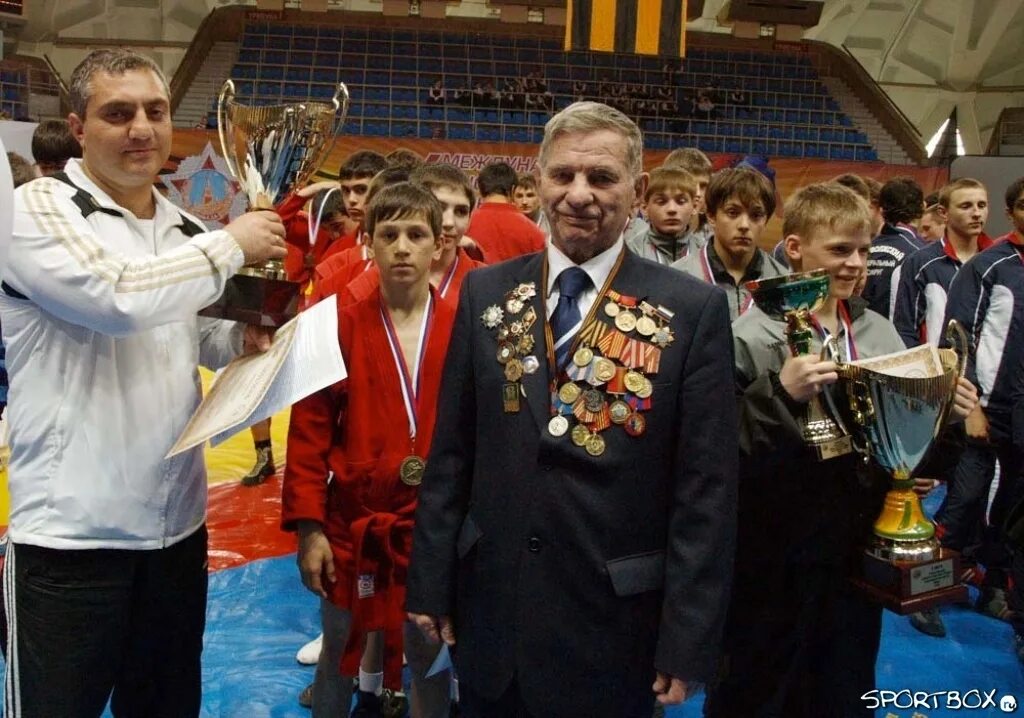 Пенза ветераны самбо. Огибалов валерий самбо. Союз ветеранов самбо. Сапрыкин юрий борисович самбо. Ветераны динамо самбо спб.