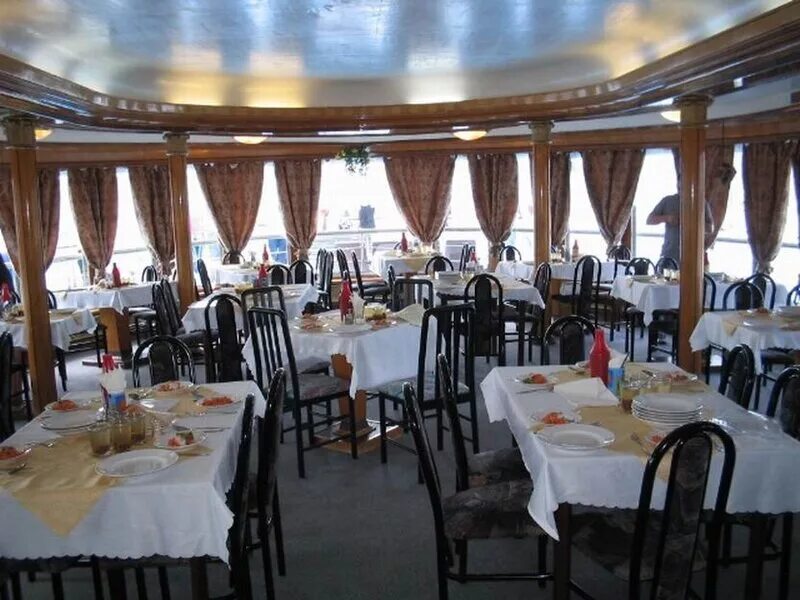 теплоход михаил кутузов радиорубка. лайнер михаил кутузов. теплоход кутузов пермь. теплоход кутузов отзывы. теплоход кутузов отзывы.