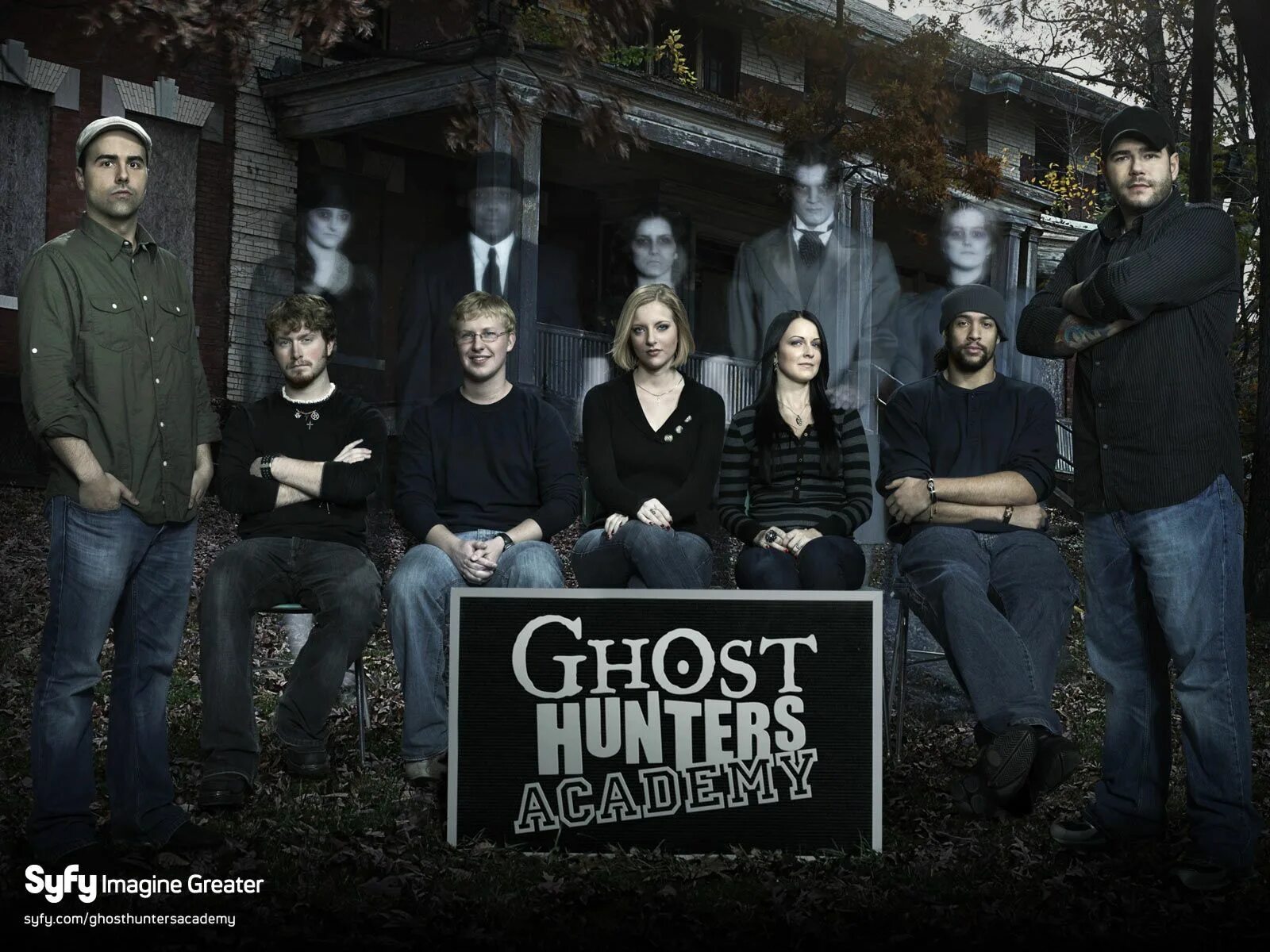 Ghost hunter. The ghost hunters. ghost hunters corp. академия охотников за привидениями сериал. ghost hunter призраки.
