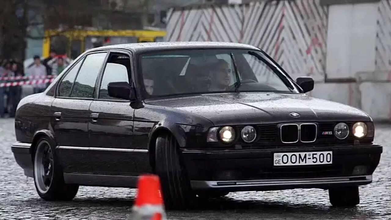 Е34 тевзадзе. BMW m5 e34 oom 500. BMW m5 e34 Георгия Тевзадзе. БМВ е34 Тевзадзе. М5 е34 Георгия Тевзадзе.