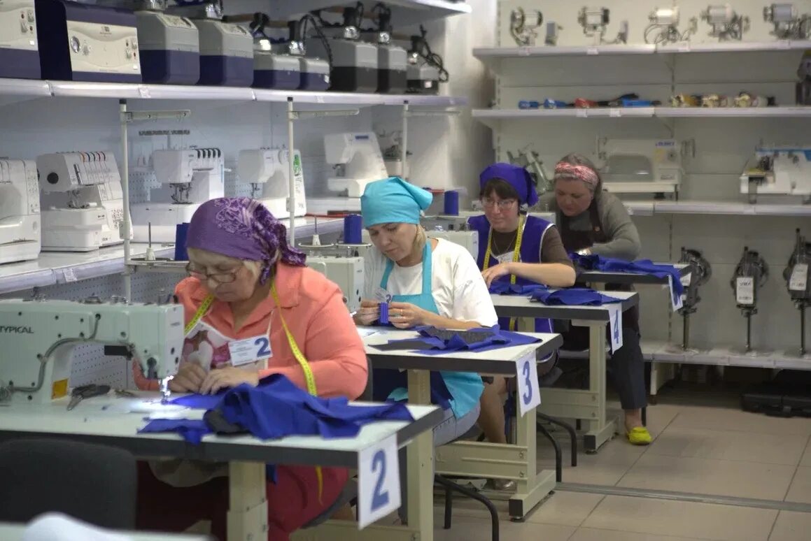 портной лаборант. портные екатеринбурга. конкурс одежда швеи. курсы шитья в екатеринбурге. профессия швея.