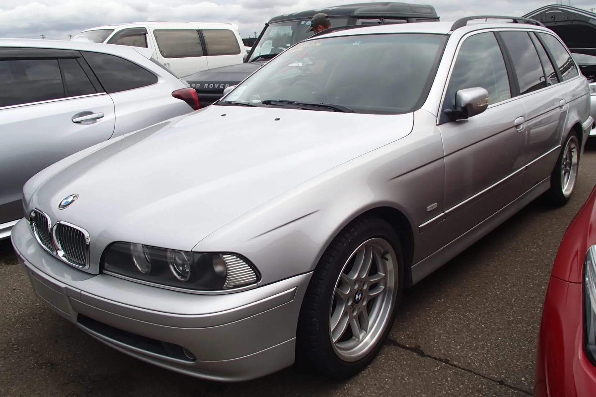 BMW e39 525 Touring. E39 туринг 2002. BMW Titansilber 354. БМВ 525 39 кузов туринг. Купить бмв из японии