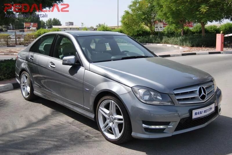 Mercedes c200. Мерседес с200 2012. Мерседес ц 200 2012. Мерседес c200 2012.