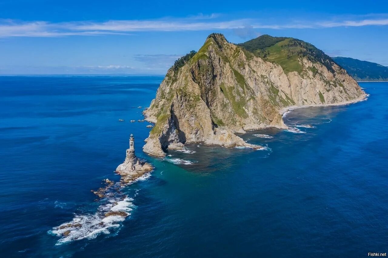 сахалин самый. остров сахалин дальний восток. остров итуруп курильские острова. бухта тихая южно-сахалинск. остров монерон сахалинская область.