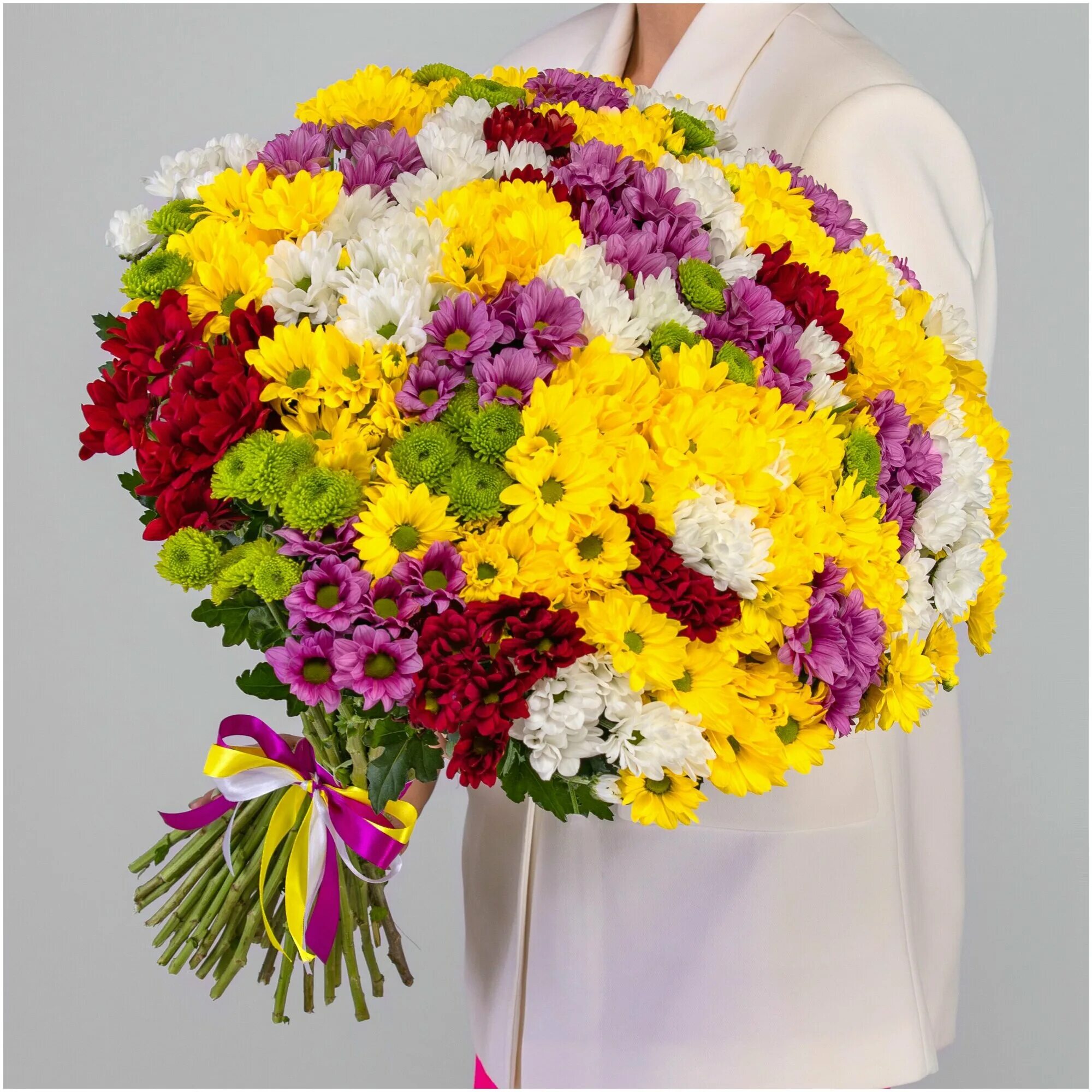 Букет из разных хризантем кустовых. 21 хризантема кустовая. Букет из разных хризантем кустовых. Хризантема кустовая микс букет. Монобукет - хризантема.