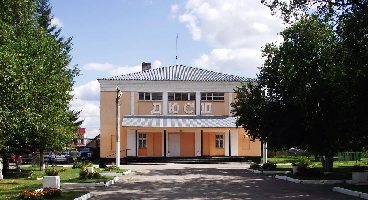 Погода в среднесибирском тальменского. Алтайский край Тальменский район р.п Тальменка. Алтайский край, Тальменский р-н, р.п. Тальменка. Тальменка Алтайский край достопримечательности. Тальменская ДЮСШ Тальменского района Алтайского края.