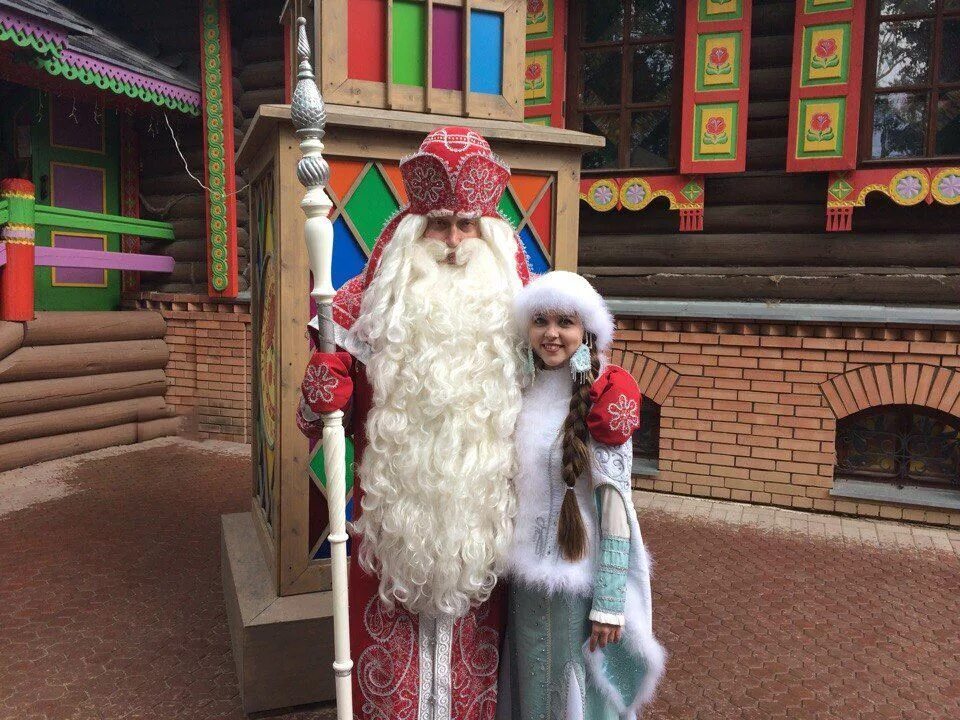 настоящая снегурочка из великого устюга. настоящая снегурочка из великого устюга. снегурочки из великого устюга. настоящий дед мороз из великого устюга. настоящая снегурочка из великого устюга.