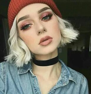 She make up