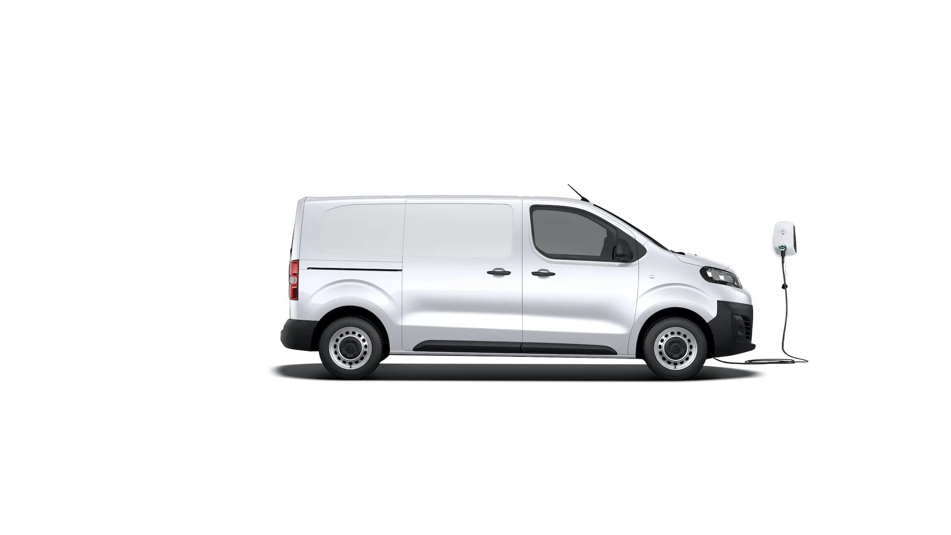 Jumpy фургон. Peugeot expert l2h1. citroen jumpy белый сбоку. citroen jumpy l3. peugeot expert 2025.