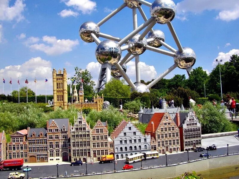 Города мини центры. Парк мини Европа в Бельгии. Бельгия парк «Европа в миниатюре». Бельгия Брюссель парк мини Европа. Парк Атомиум в Бельгии.