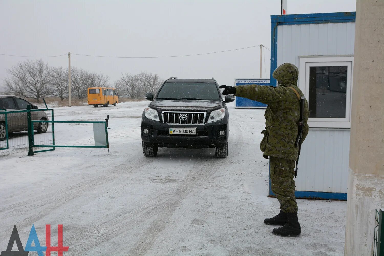 КПВВ Еленовка. ИК 52 Еленовка. Еленовка ДНР. Осн Гуманитарные коридора.