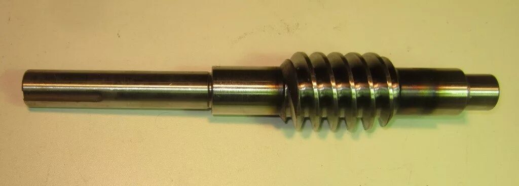 Вал червяк. Червяк с валом. 67. Beurer lw110 червячный вал. Вал червяк.
