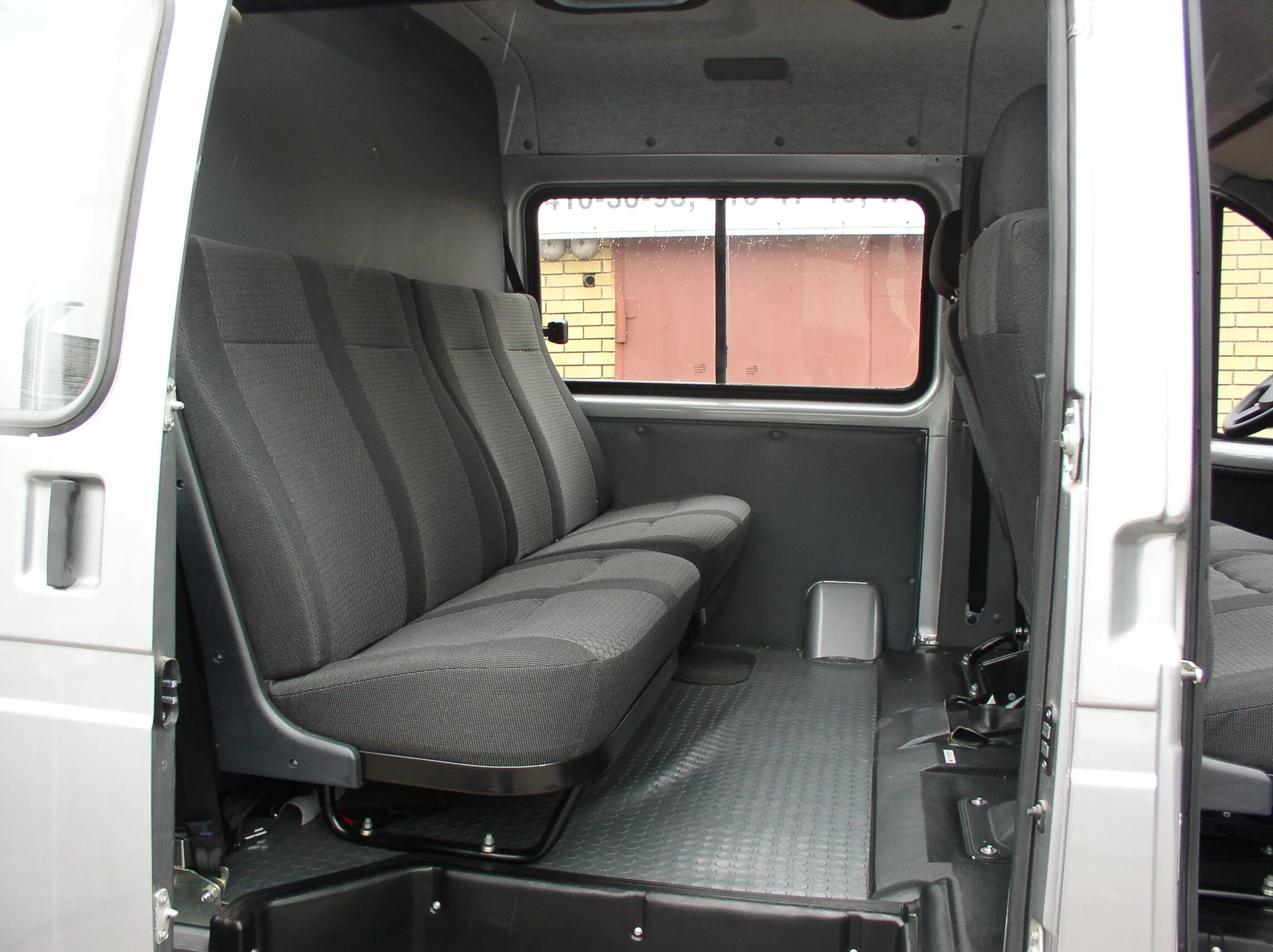 4х4 7 мест. соболь бизнес фермер 4х4 салон чехлы. газ 2752 баргузин. газ соболь 27527-773. 4х4 7 мест.