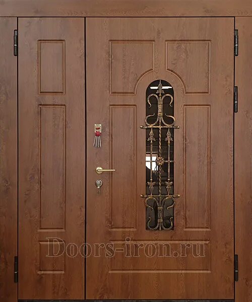 Входная двухстворчатая дверь с терморазрывом. Двери из мдф. Дверь металлическая полуторная входная. Полуторные двери межкомнатные. Полуторная входная дверь со стеклом.