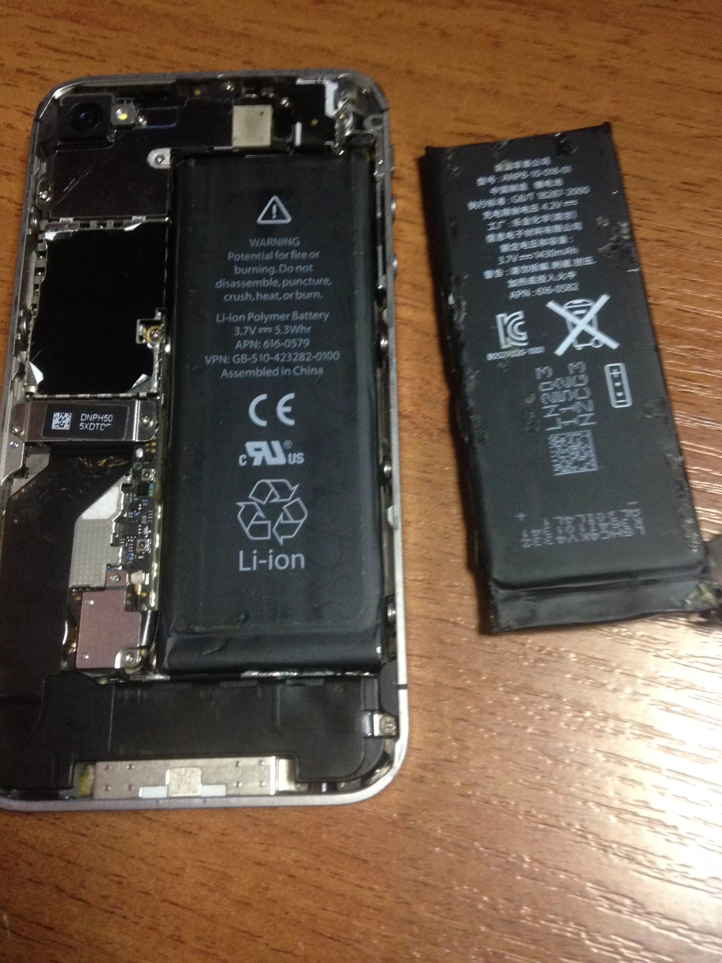 Аккумулятор на айфон 4. Батарея на айфон 4. акб айфон 4s. батарея iphone 4s. батарейка на айфон 4s.