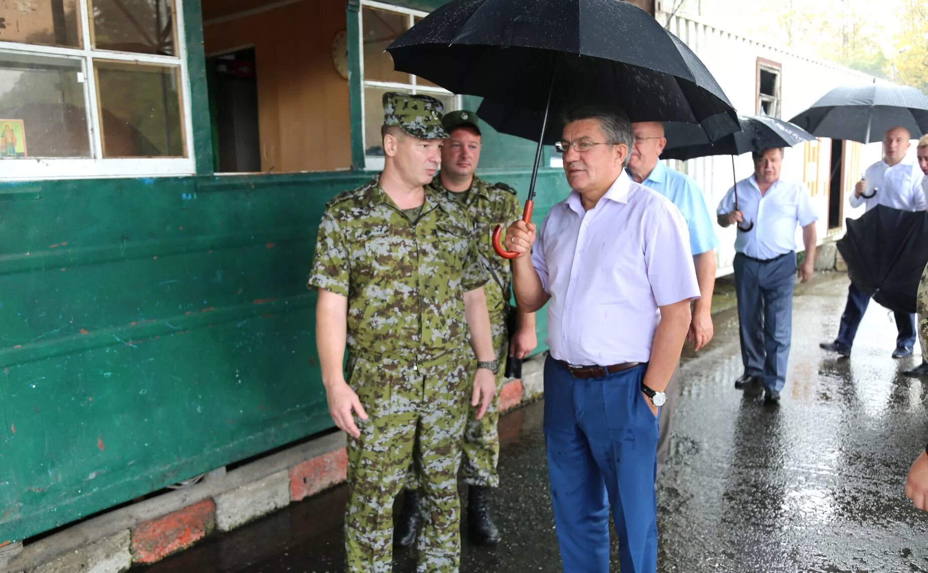 Пограничное управление в республике абхазия. Пограничники в абхазии. Сухум пограничное управление. Сочи ермоловка застава. Служба в абхазии 2001 год.