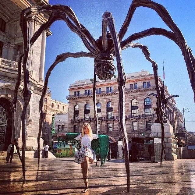 Орел и решка сеул. Город решка. орёл и решка в усадьбе рукавишникова. орел и решка странные здания мира. орёл и решка ленивец никола.
