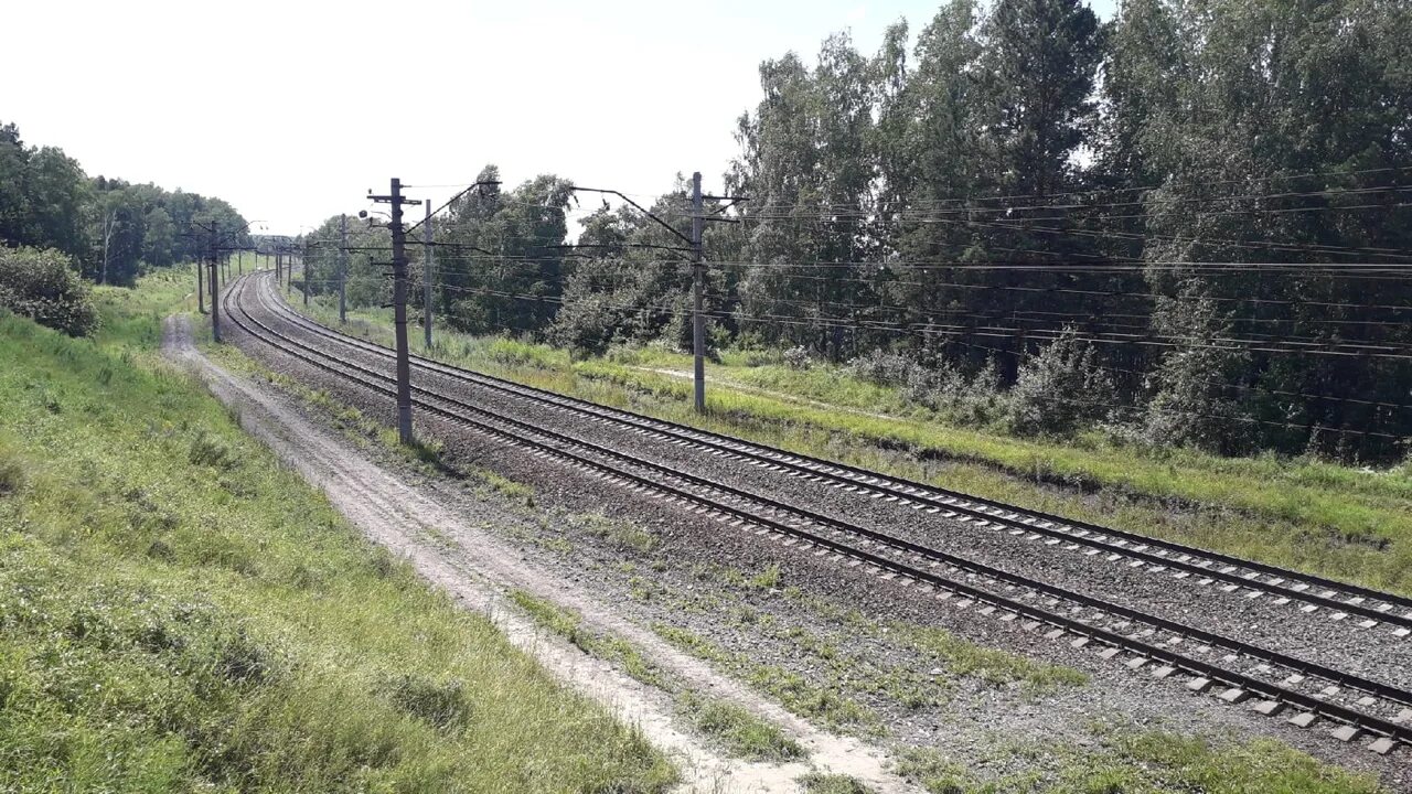 Электричка. Проект городская электричка новосибирск. Двухпутные железные дороги. Электричка фото. Поезд новосибирск убинское.
