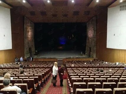 Театр горького владивосток сайт афиша